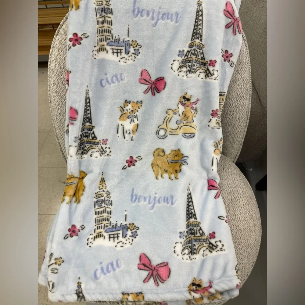 Coquette Paris Italy Dogs with Pink Bows Blue Plush Cozy Throw blanket NWT